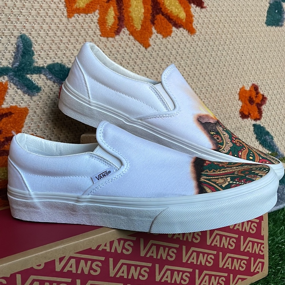 Vans Classic Slip On Big Reveal True White/Paisley Men’s sneakers - Picture 7 of 16